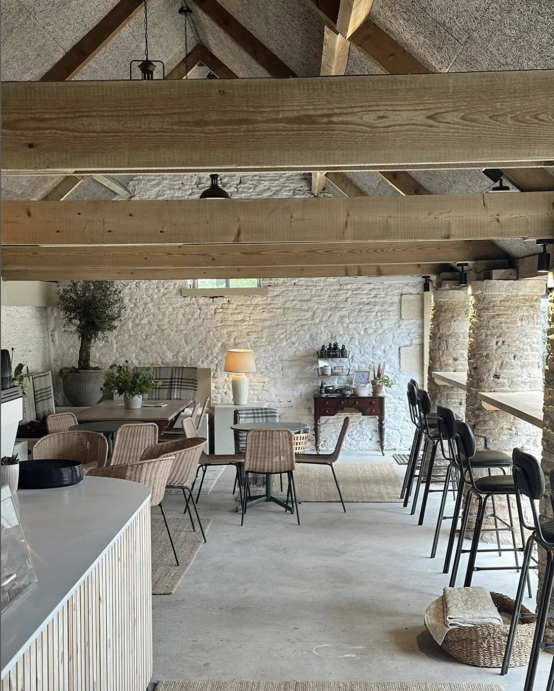 Walks to The Barn at Chavenage Estate - Tetbury walks