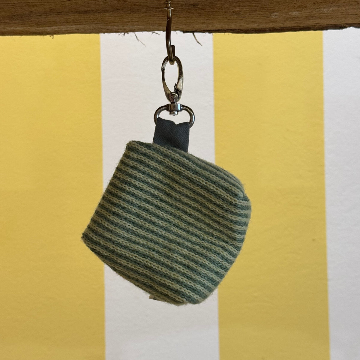 Stocky & Dee Treat Pouch