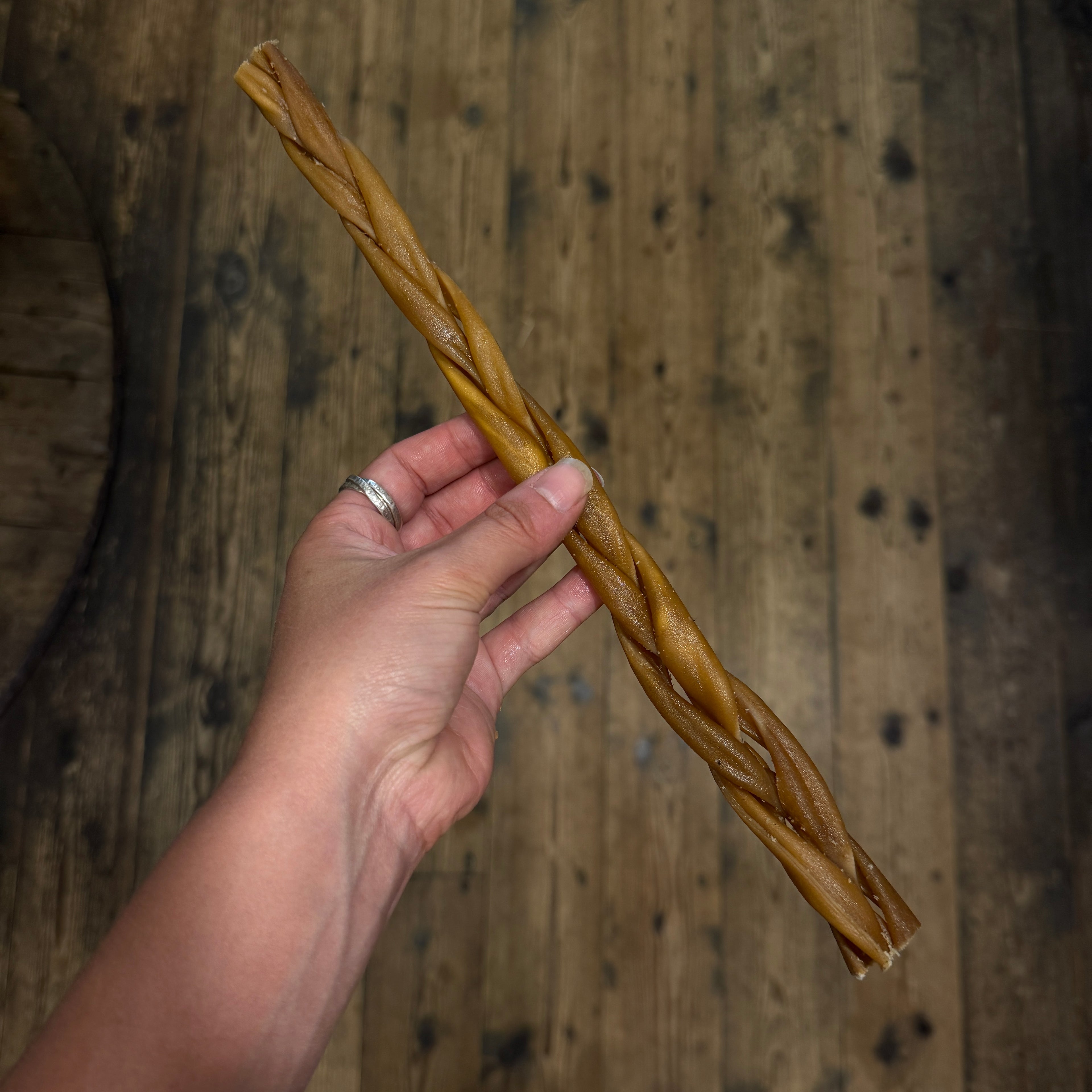 🐐 Braided Goat Skin – 30cm Natural Dog Chew